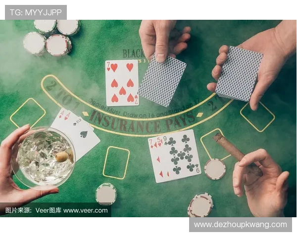 扑克牌21点玩法大全：娱乐场与线上平台不同玩法玩法差异详解